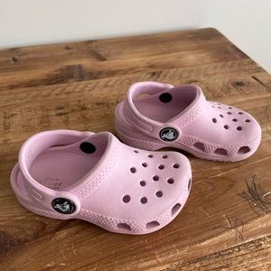 Toddler pink Crocs